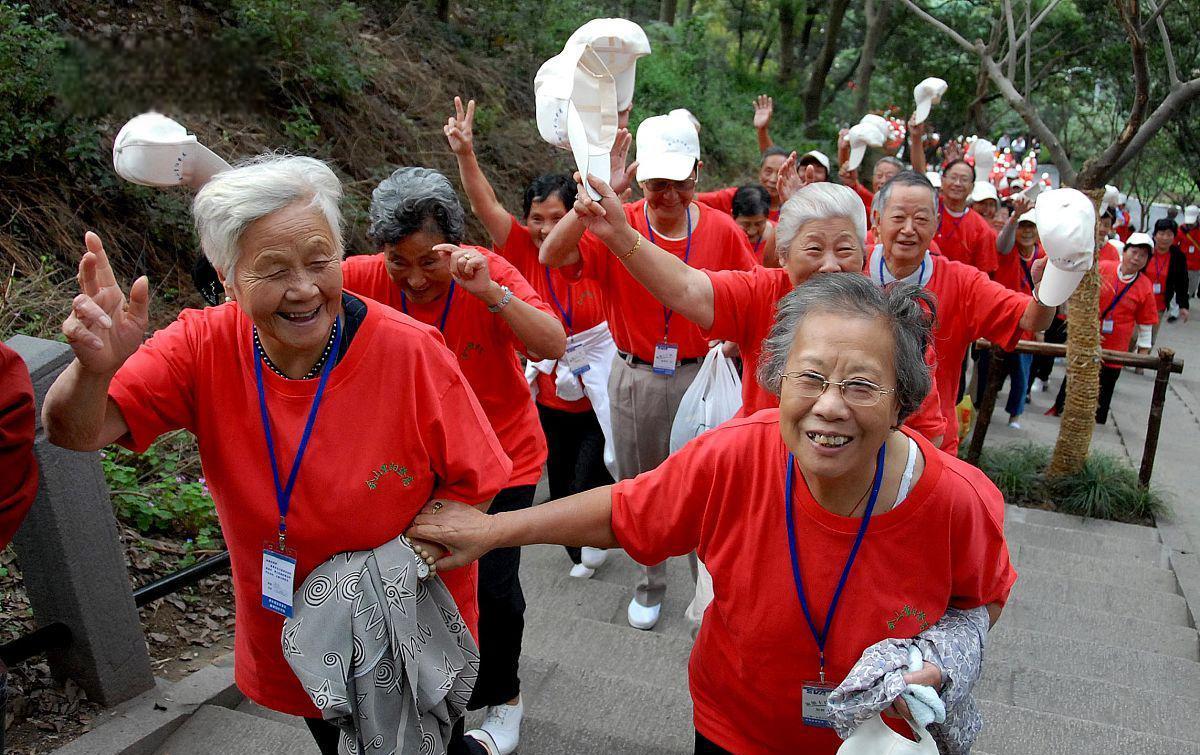 老年结伴出游_中老年结伴旅游网_老年人结伴游网